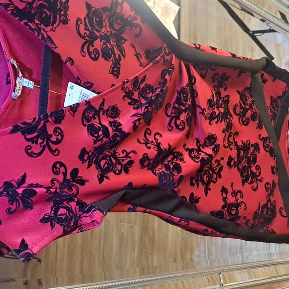 GOTH Stunner ⁹Dress - Picture 5 of 6